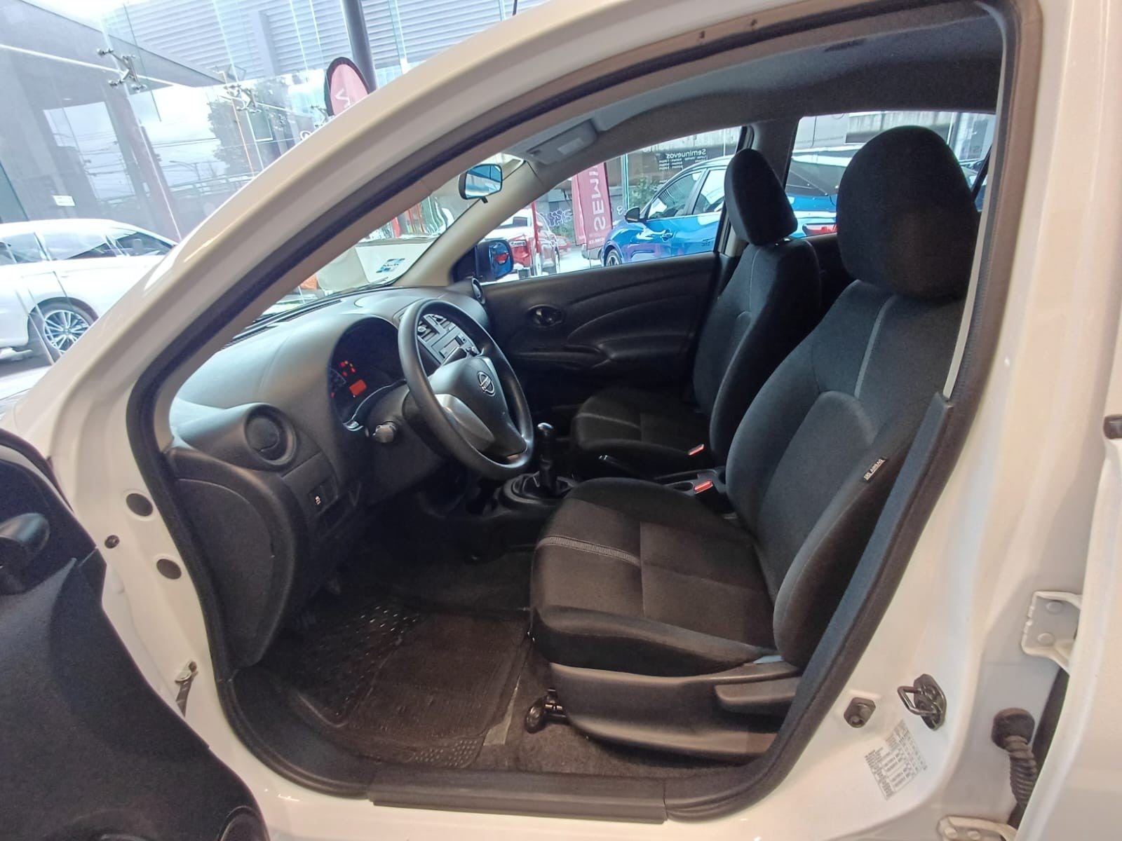 2023 Nissan VERSA TM A/C AUDIO 23