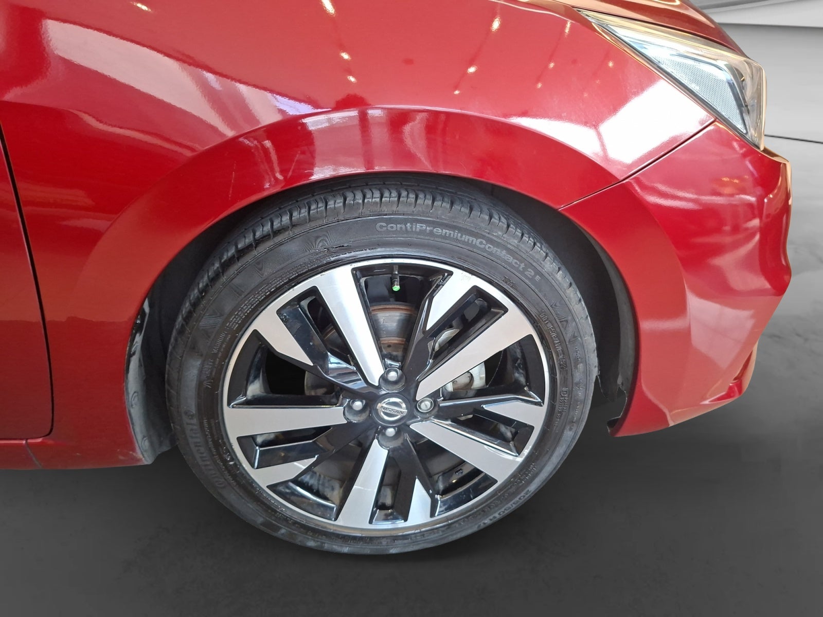 2022 Nissan VERSA PLATINUM CVT 22