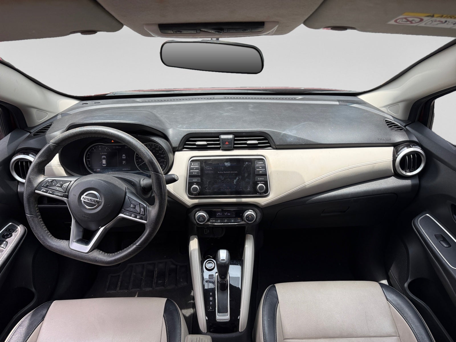 2022 Nissan VERSA PLATINUM CVT 22