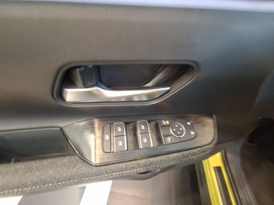2025 Nissan KICKS PLATINUM CVT 25