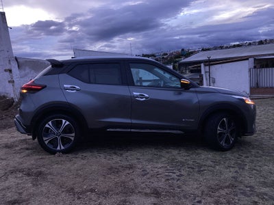 2024 Nissan KICKS PLATINUM E-POWER 24