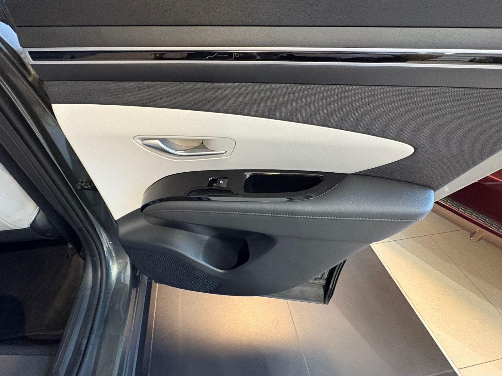 2024 Hyundai TUCSON LIMITED TECH