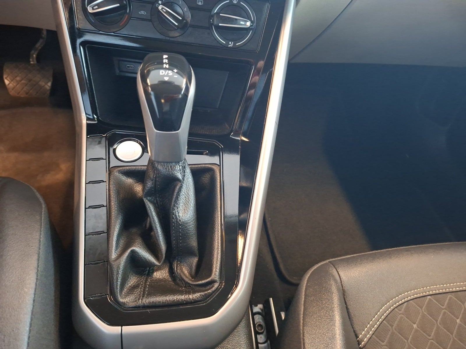 2023 Volkswagen VIRTUS COMFORTLINE TIPTRONIC